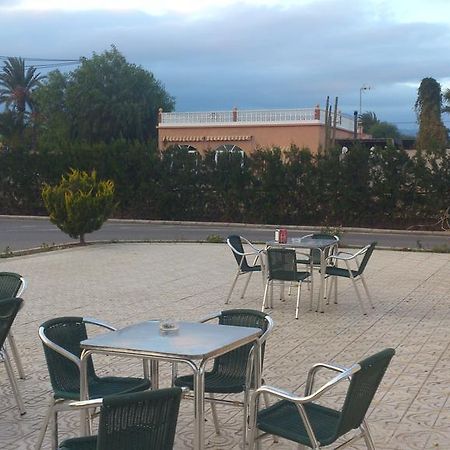 Hostal Imperial كريفايلنت المظهر الخارجي الصورة